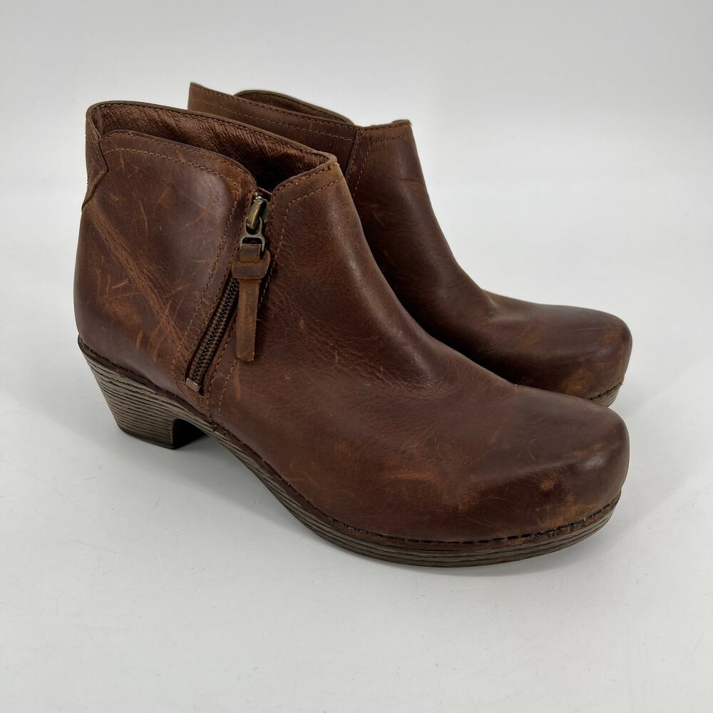 Dansko Max Bootiie Womens EU 40 US 9.5-10 Cognac Brown Leather Distressed Zip